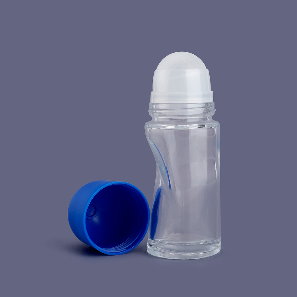 Rotolo di vetro deodorante all'ingrosso da 50 ml su bottiglia, rotolo di olio di profumo su bottiglia di vetro con sfera a rullo, rotolo di lusso su bottiglia di profumo
